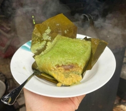 Banana leaf-wrapped cake - Pyramid-shaped cake - Dumpling cake tại California